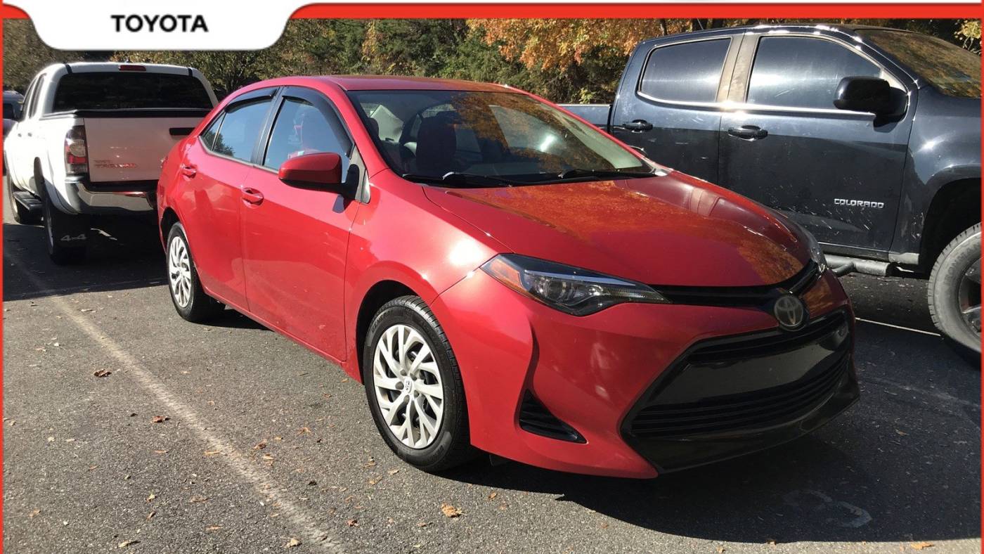 2017 toyota corolla le