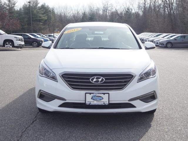 2016 hyundai elantra limited limited 4dr sedan pzev for sale in torrington, connecticut