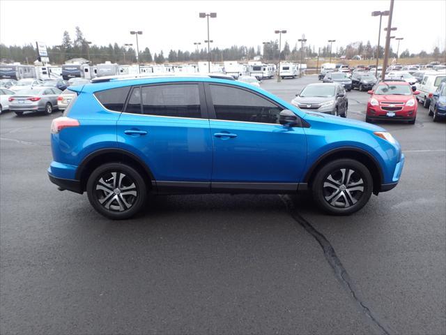 2016 toyota rav4 le