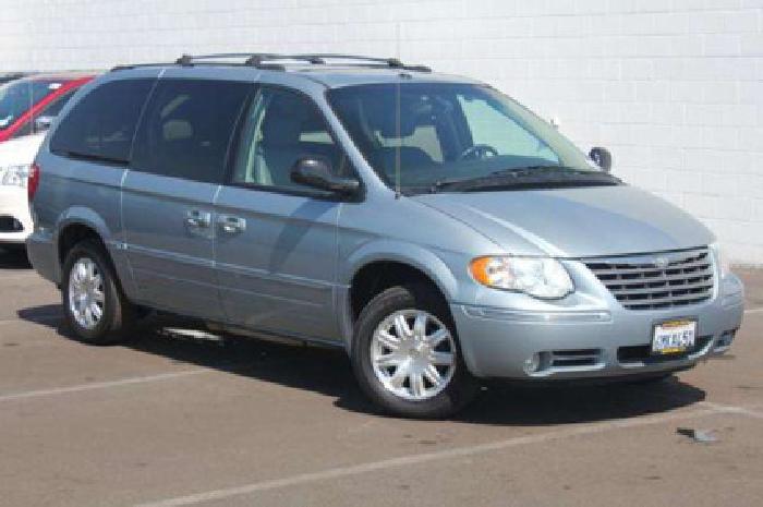 2006 chrysler town & country touring in huntington beach, ca