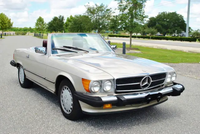great driving 1988 560 sl mercedes, super clean interior, hard & soft top n/r