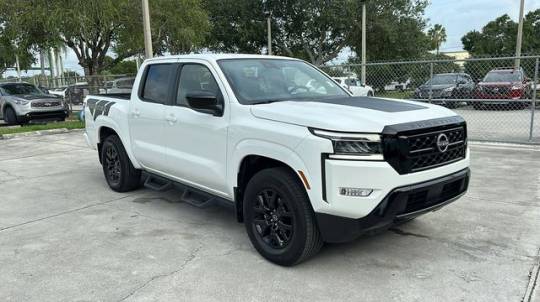 2023 nissan frontier sv
