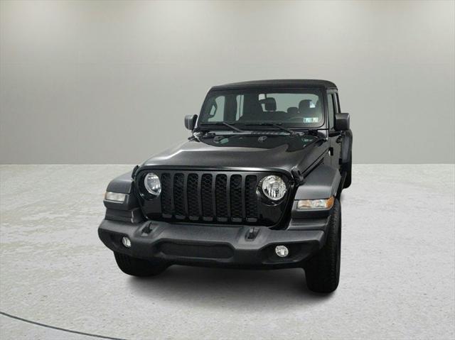 2020 jeep gladiator sport 4x4
