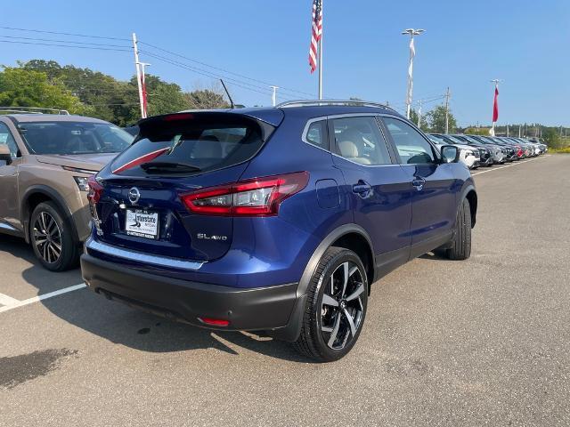 2022 nissan rogue sport sl