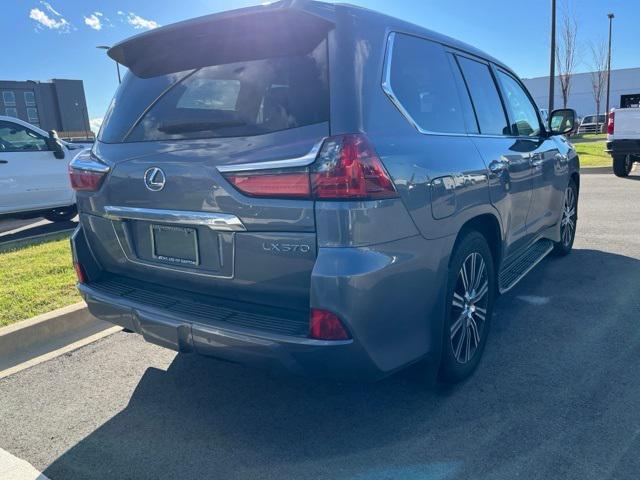 2020 lexus lx 570 three-row