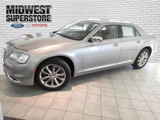 2018 chrysler 300 limited awd limited 4dr sedan for sale in hutchinson, kansas