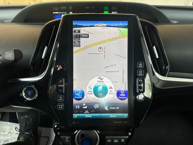 2021 toyota prius prime le