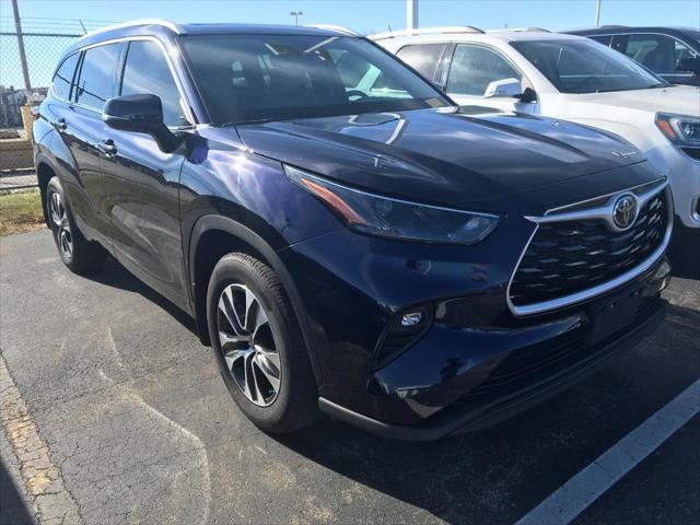 2022 toyota highlander xle