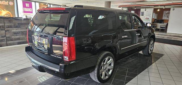 2011 cadillac escalade esv base