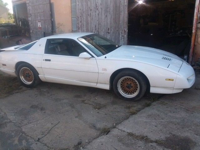 1992 pontiac firebird gta