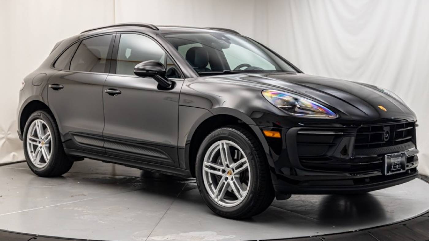 2023 porsche macan standard