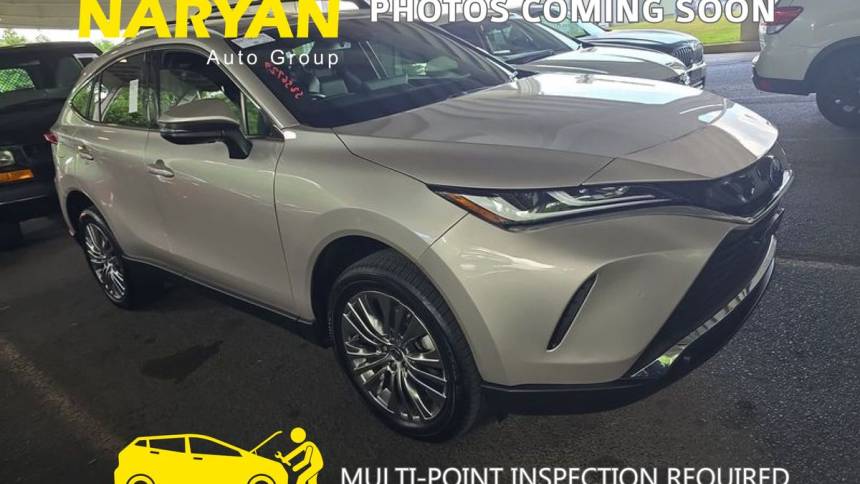 2022 toyota venza xle