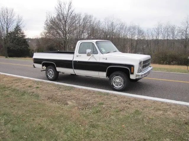 recent paint job as well as minor improvements. good solid classic 4x4
