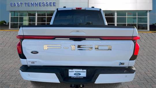 2023 ford f-150 lightning lariat