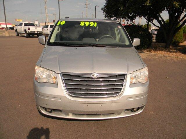 used 2010 chrysler town & country touring hutchinson, ks 67502 for sale in hutchinson, kansas