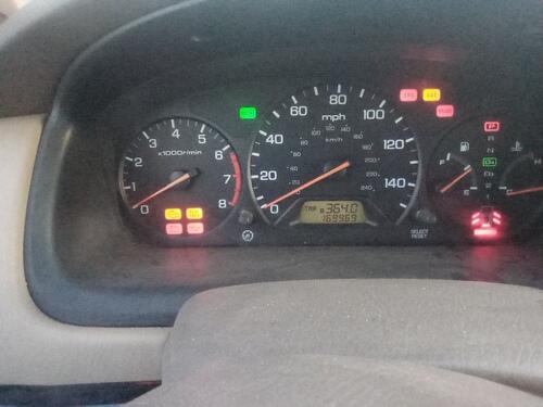 2000 honda accord 4 cylinder needs some work done. good on gas asking for $1000