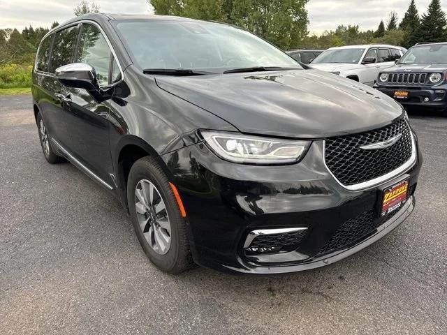 2023 chrysler pacifica hybrid limited
