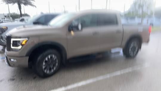 2024 nissan titan pro-4x