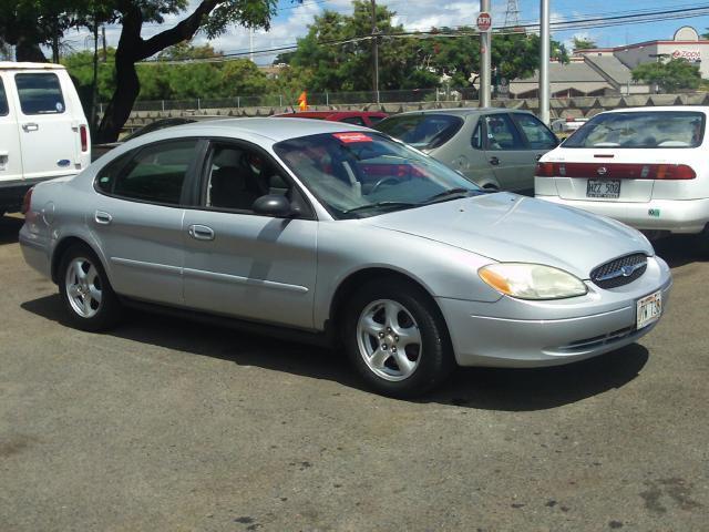 2002 ford taurus se for sale in pearl city, hawaii