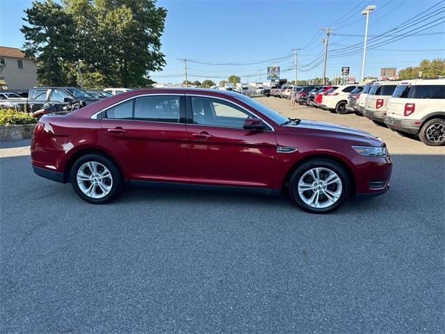2017 ford taurus sel
