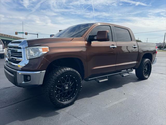 2017 toyota tundra sr5
