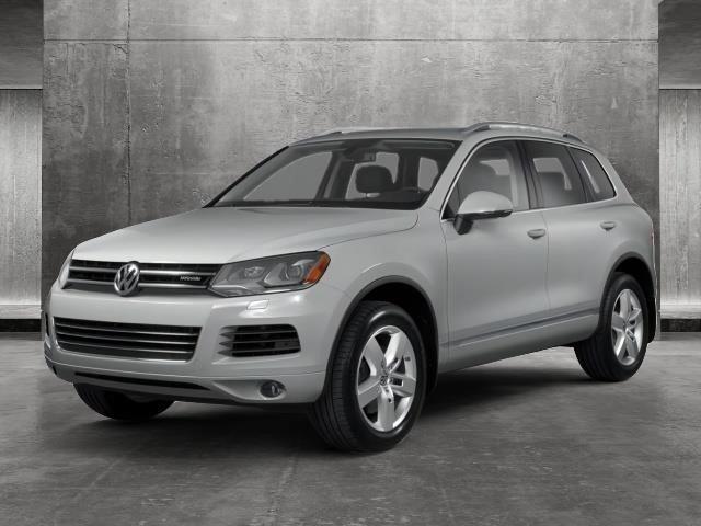 2013 volkswagen touareg hybrid base