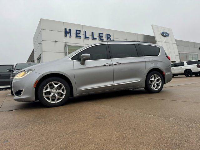 2017 chrysler pacifica touring-l in el paso, illinois