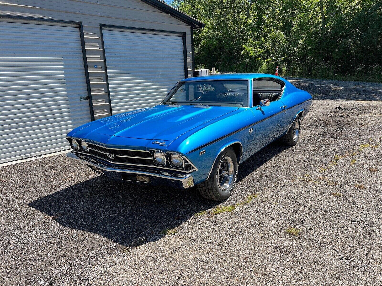 1969 chevrolet chevelle 396 4spd 12 bolt lemans blue with black interior