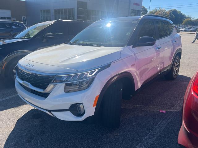 2023 kia seltos sx