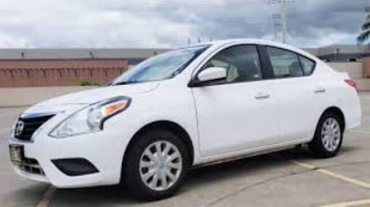 2018 nissan versa sv