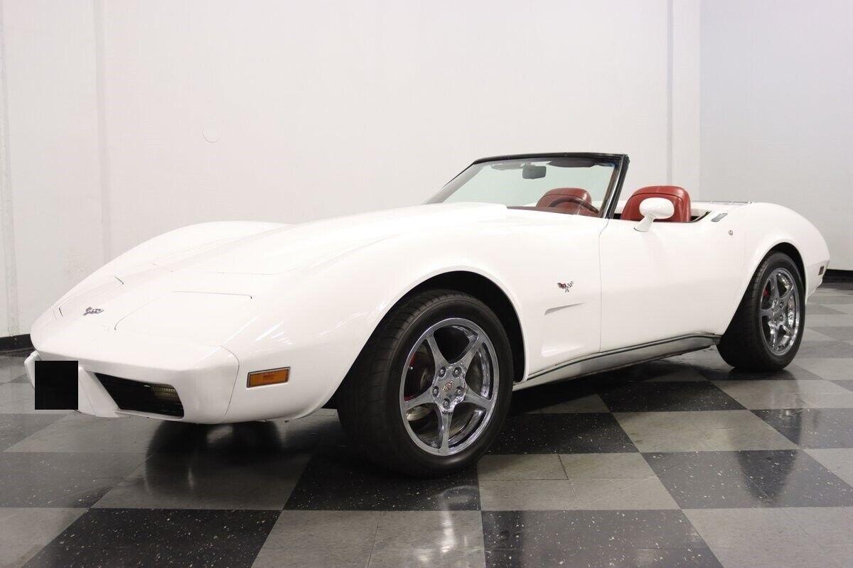 1977 chevrolet corvette very slick convertible 26980 miles