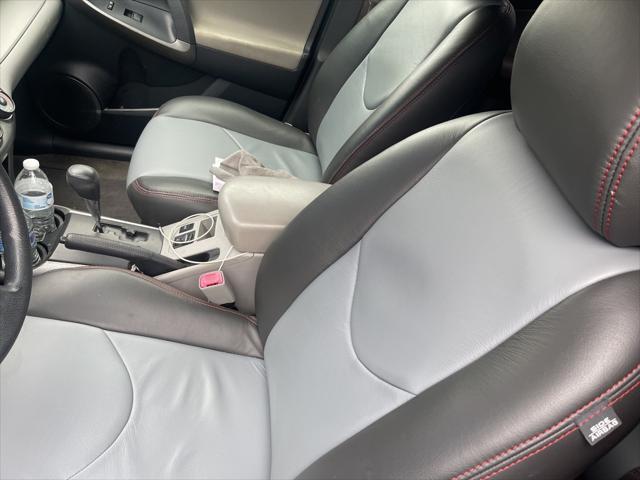 2010 toyota rav4 base