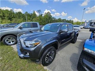 2022 Toyota Tacoma trd off-road