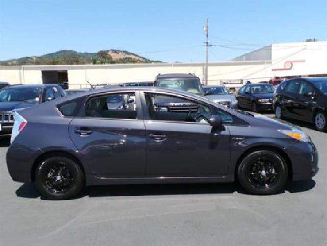 2012 toyota prius ii w/leather..one owner..certified in san rafael, ca