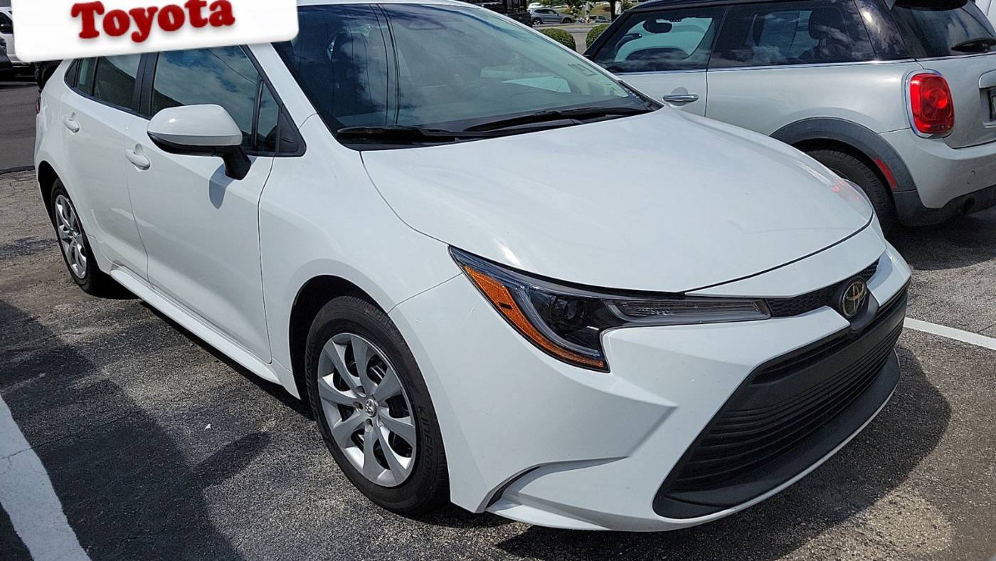 2024 toyota corolla le