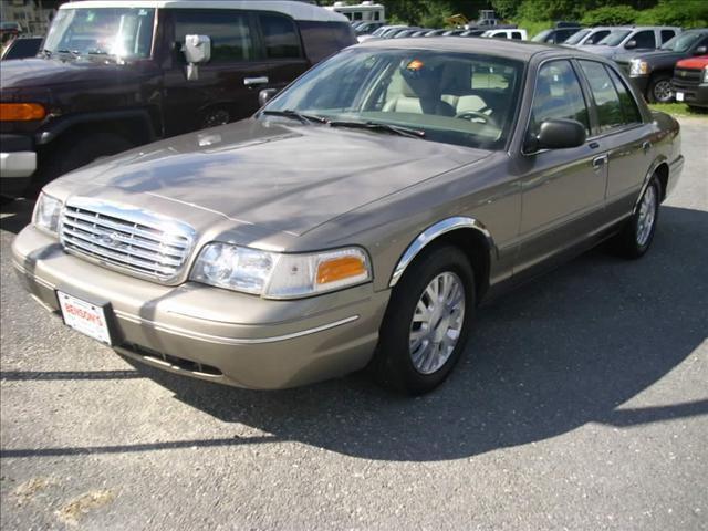 2005 ford crown victoria lx for sale in ludlow, vermont