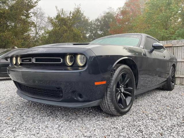 2016 dodge challenger sxt