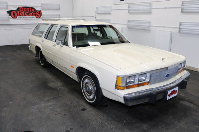 1989 white runs drives body int vgood 5lv8 4 spd auto!