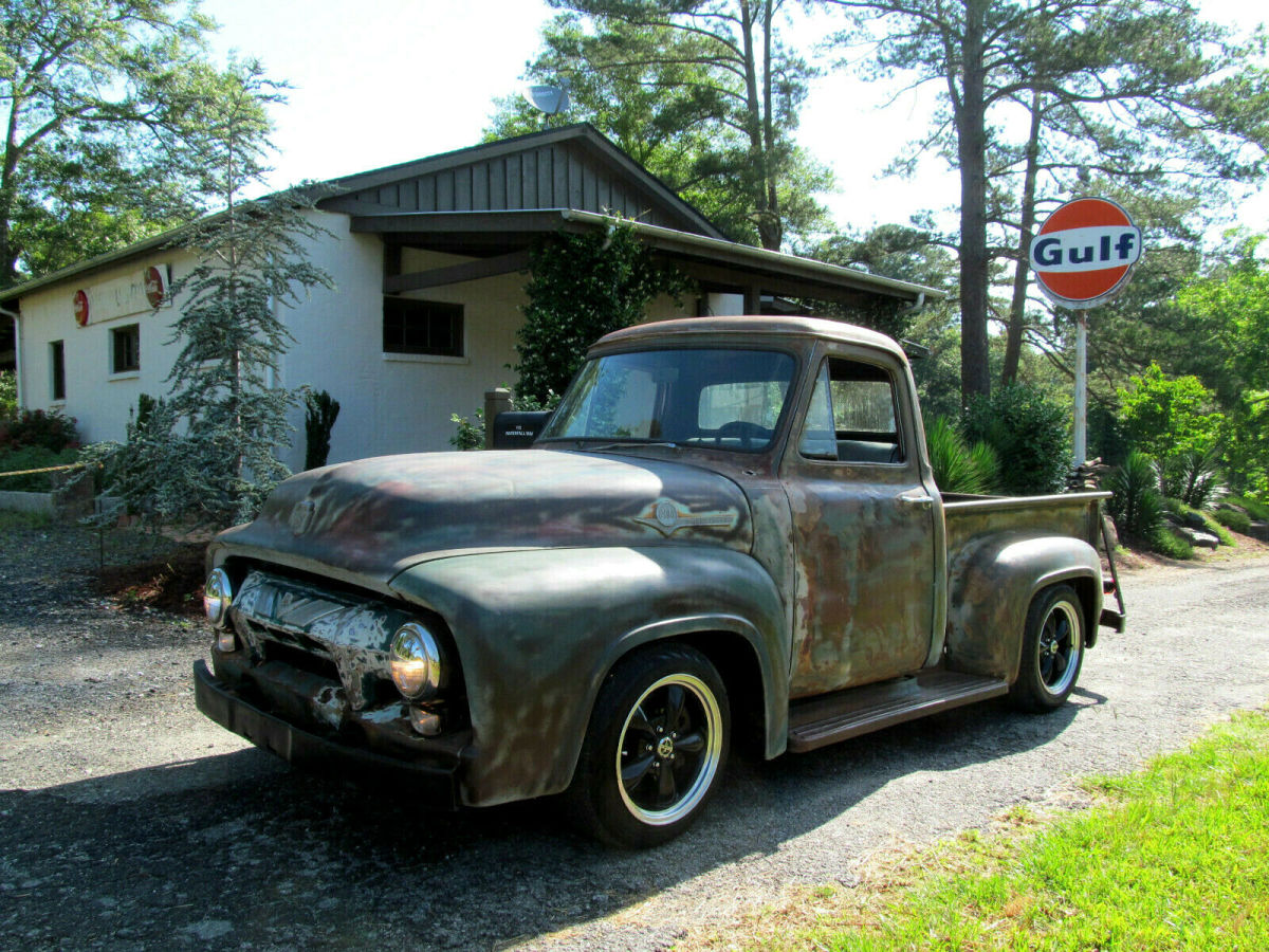 fuel injected v8, automatic, 4-wheel disc brakes, power steering! watch video