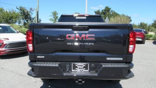 2025 GMC xse