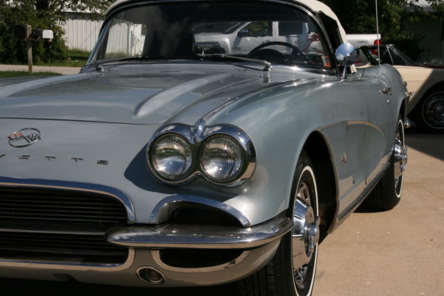 1962 corvette sateen silver 1 owner two tops 327ci 300hp 4 speed
