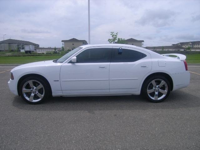 2010 dodge charger 4dr rear-wheel drive sedan r/t r/t for sale in grand forks, north dakota