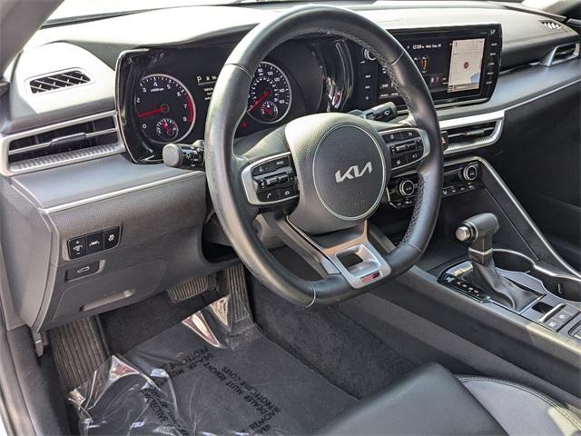 2022 kia k5 gt-line