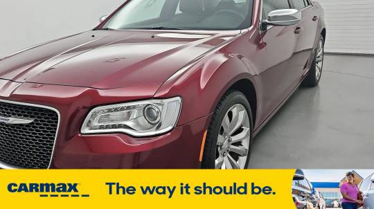 2019 Chrysler 300