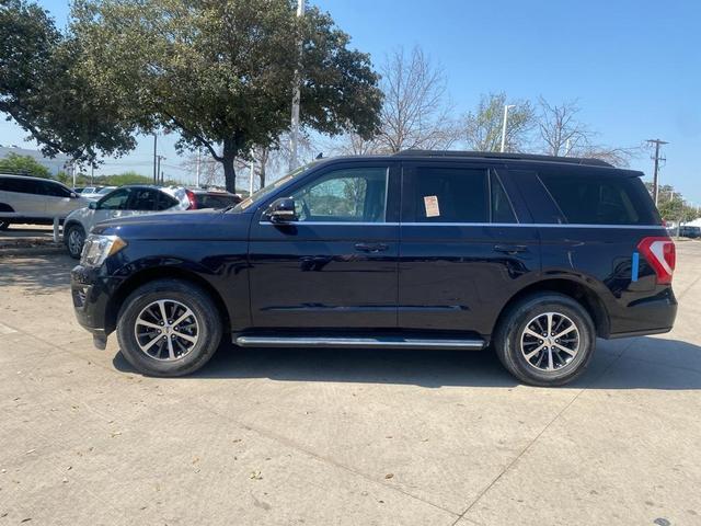 2021 ford expedition xlt