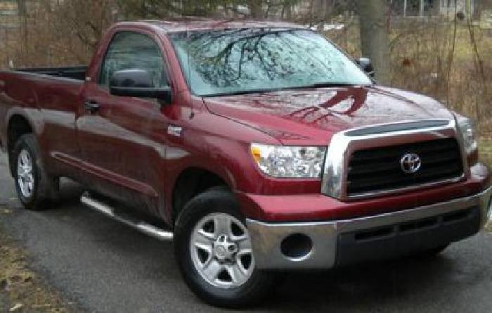2008 toyota tundra low miles in kokomo, in