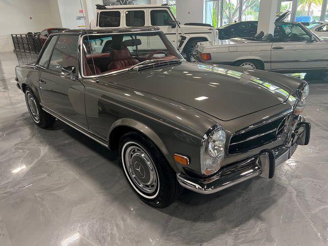 1969 mercedes benz sl class pagoda 280 sl pagoda 75500 miles gray
