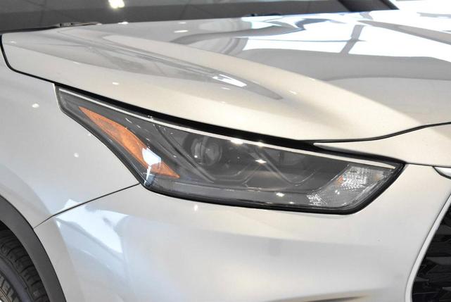 2023 toyota highlander l