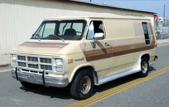 california original, 1983 gmc vandura 2500 3/4 ton, 100% rust free, runs great!