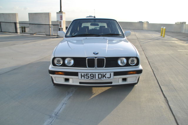 1990 bmw 318i touring 5 speed e30 - alpine white